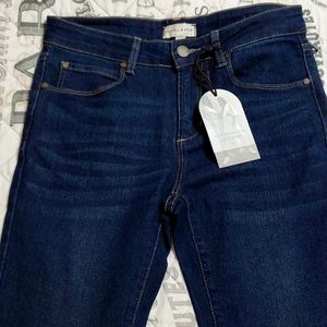 NWT Kendall + Kylie The Icon High Rise Straight Leg Jeans